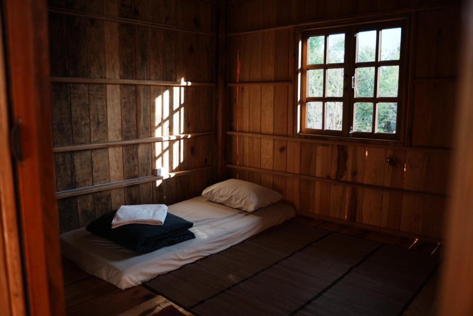 Por Joi ,Por Dee House Vandrarhem Chiang Mai Exteriör bild